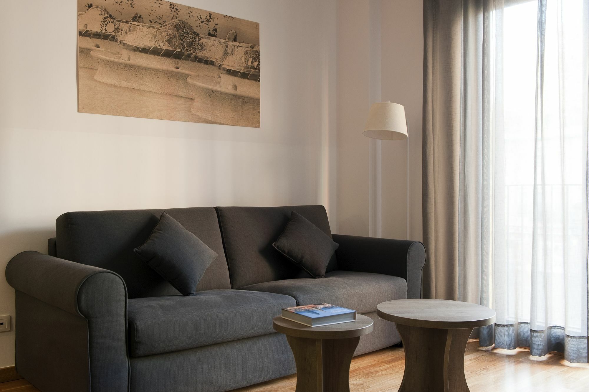 Mh Apartments Gracia Barcelona Luaran gambar