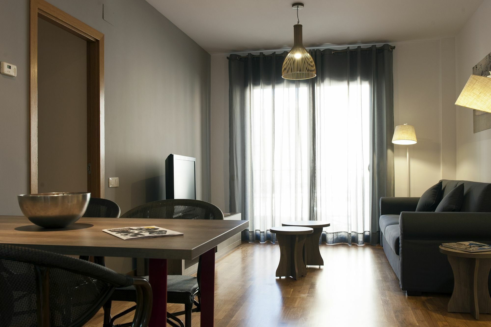 Mh Apartments Gracia Barcelona Luaran gambar