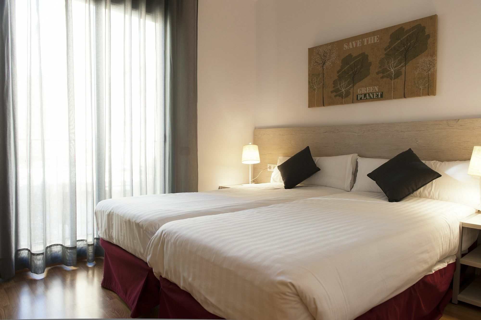 Mh Apartments Gracia Barcelona Luaran gambar